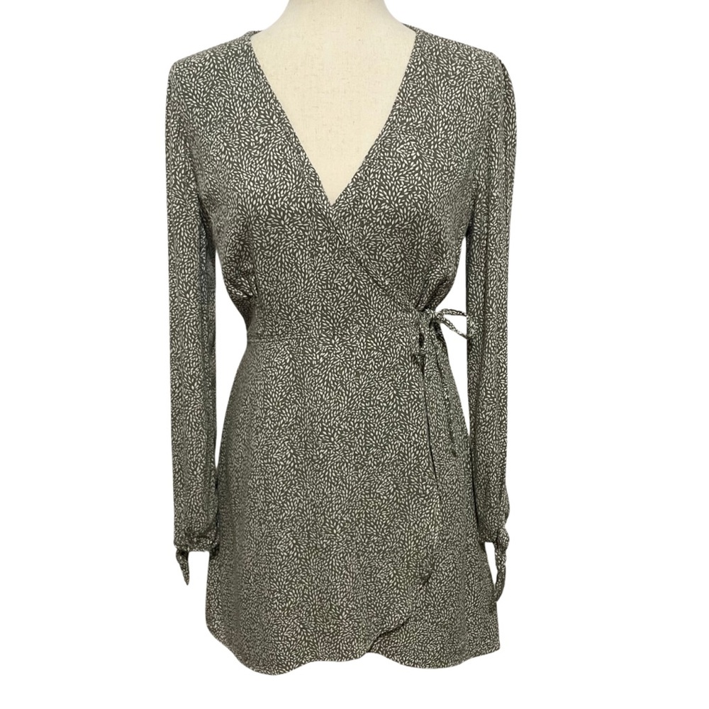 Abercrombie & Fitch Women’s Wrap Mini Dress Long Sleeve Leaf Print Olive Green S